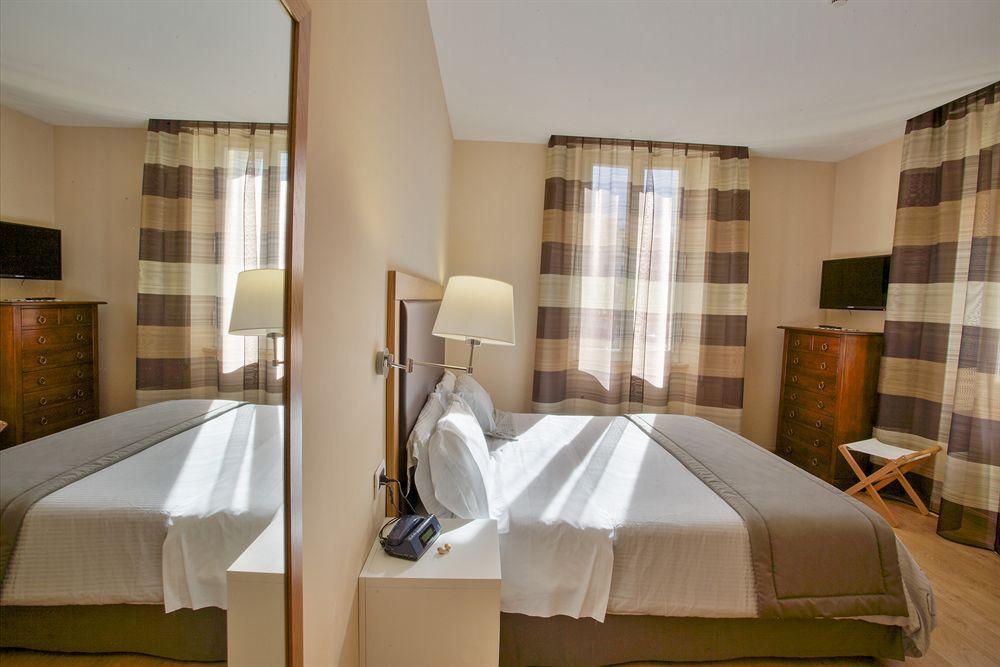 Relais Le Felci Executive Suite Spa Fiuggi Ngoại thất bức ảnh